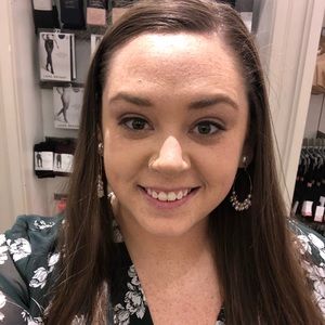 Meet your Posher, Kacey